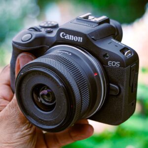 Canon R100 - The Best Everyday Camera?