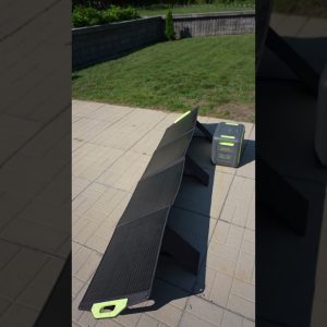 Fossibot SP200 200W Solar Panel Quick Review #fossibot #sp200 #solar #solarpanel #letthelightin